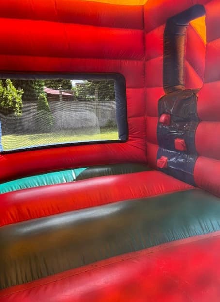 Maison Pirate interieur 1